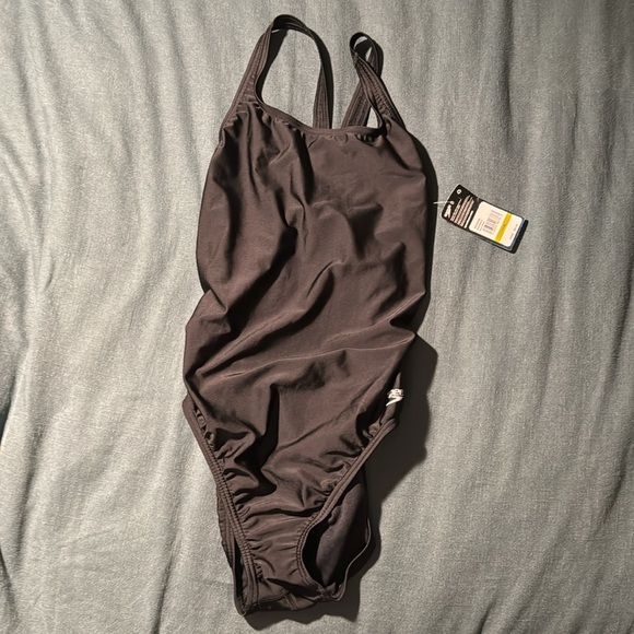 Speedo Women's Competitive Race Swimsuit One Piece Pro Lt Adult
& Youth NWT - Picture 7 of 10